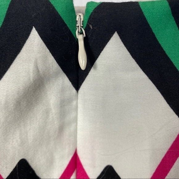 LESLIE FAY Graphic design shift Pink/green. Size 8 - Picture 7 of 7